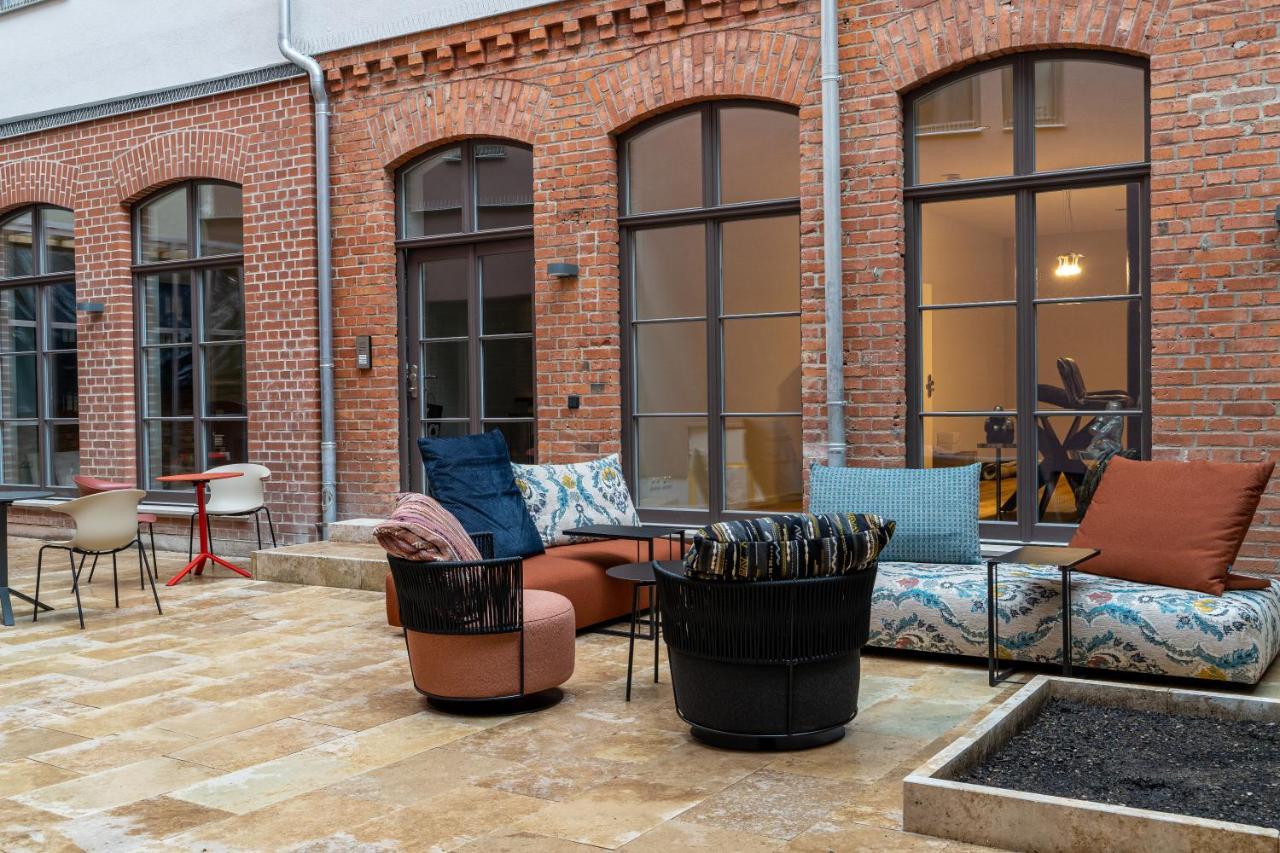 Suite Home Apartments *
