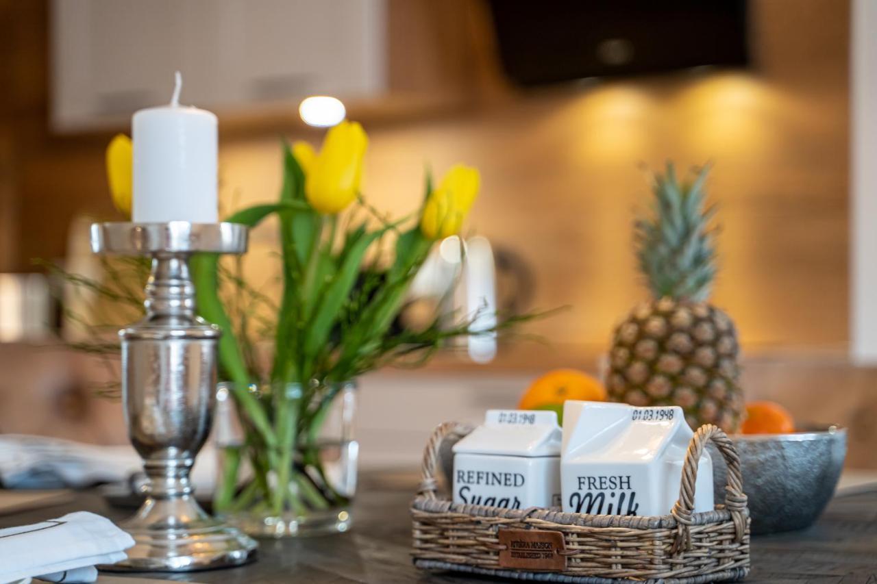 Suite Home Apartments *