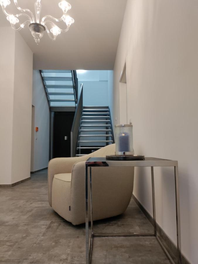 Suite Home Apartments *